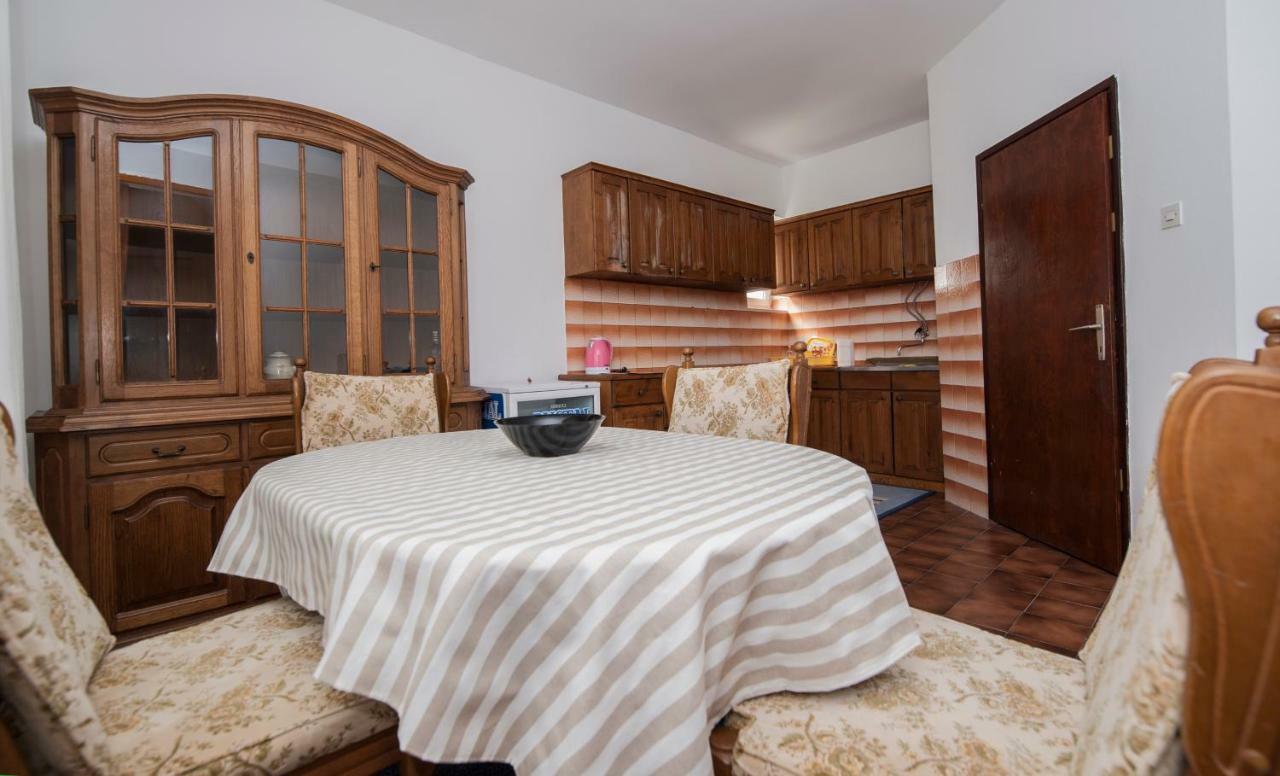 Apartmani Santa Barbara Trebinje Eksteriør bilde